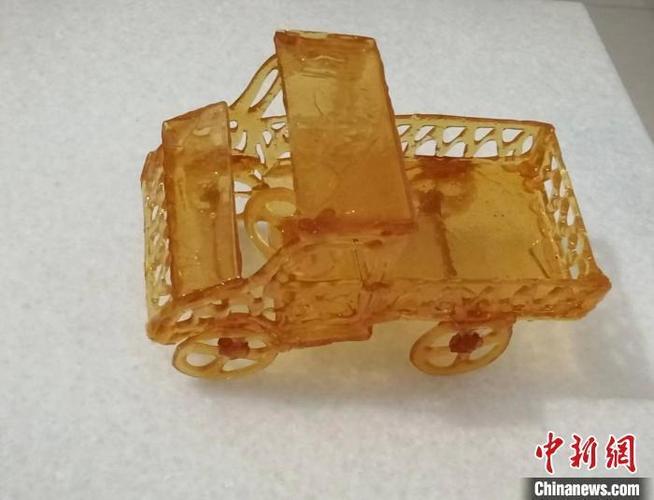 江西南昌糖画非遗传承人40载坚守 让“甜蜜”艺术焕发新生