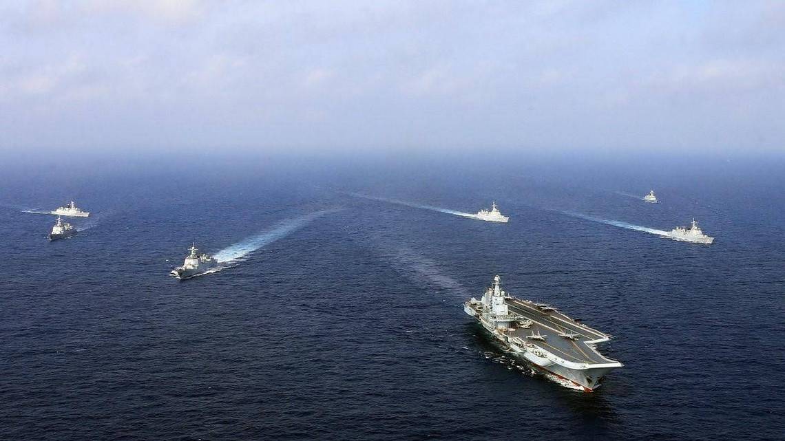 东海某海域，舰艇编队出击！视频