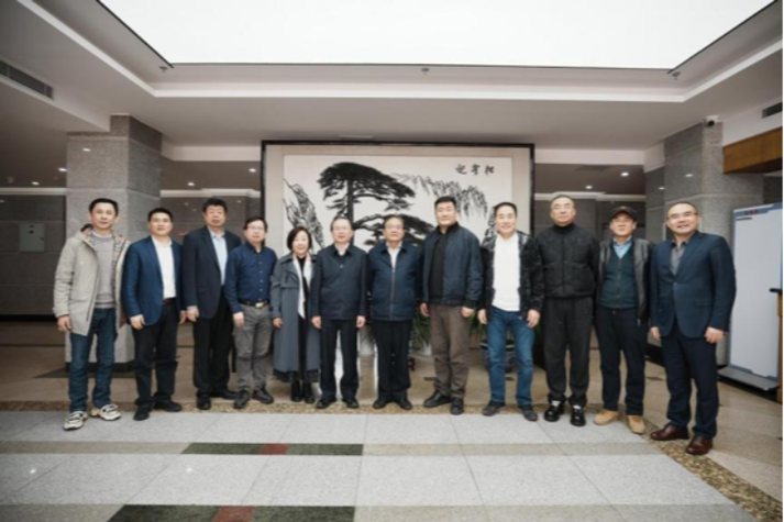 话剧《马叙伦》专家研讨会在北京召开